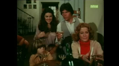 Huit ça suffit (1977) French S3E28 Les joies du mariage [2-2].