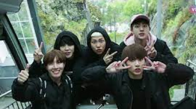 (VOSTFR) Bon Voyage 1 - Behind 4