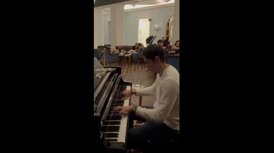 En Radio Frecuencia Americana Oficial -  Todo A Ganador en Piano